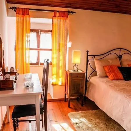 Casa Velha * Όμπιδος